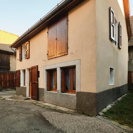 Les Dames Holiday home *